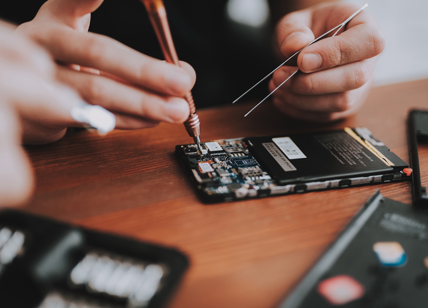 Hardware and Software Services